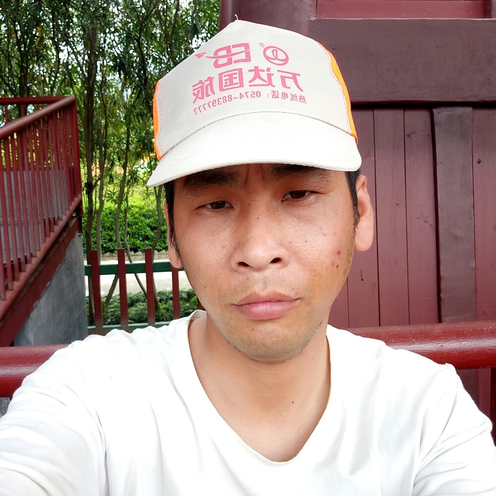 天真热狗的照片