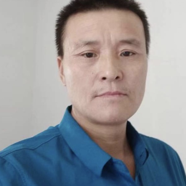 方碧江的照片