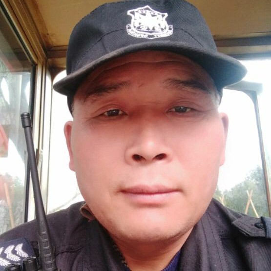 李花贵的照片