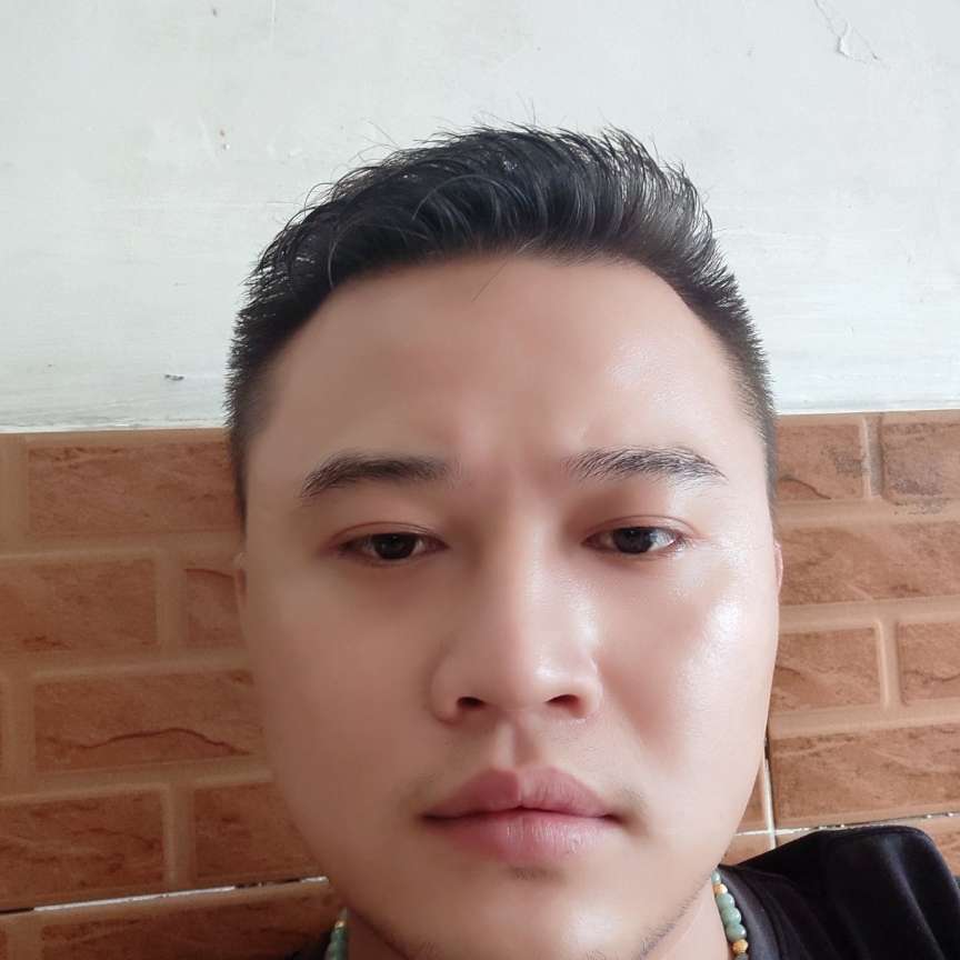 眯眯眼踢微凉的照片
