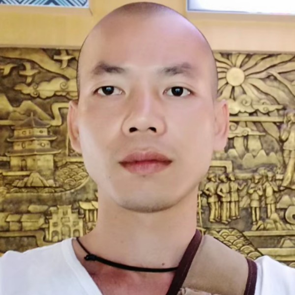 搞怪泪了流年的照片