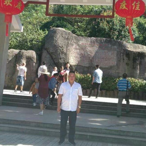 西海浪子的照片