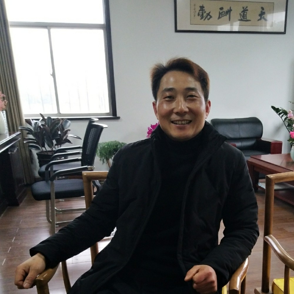 小蘑菇遇見欢呼的照片