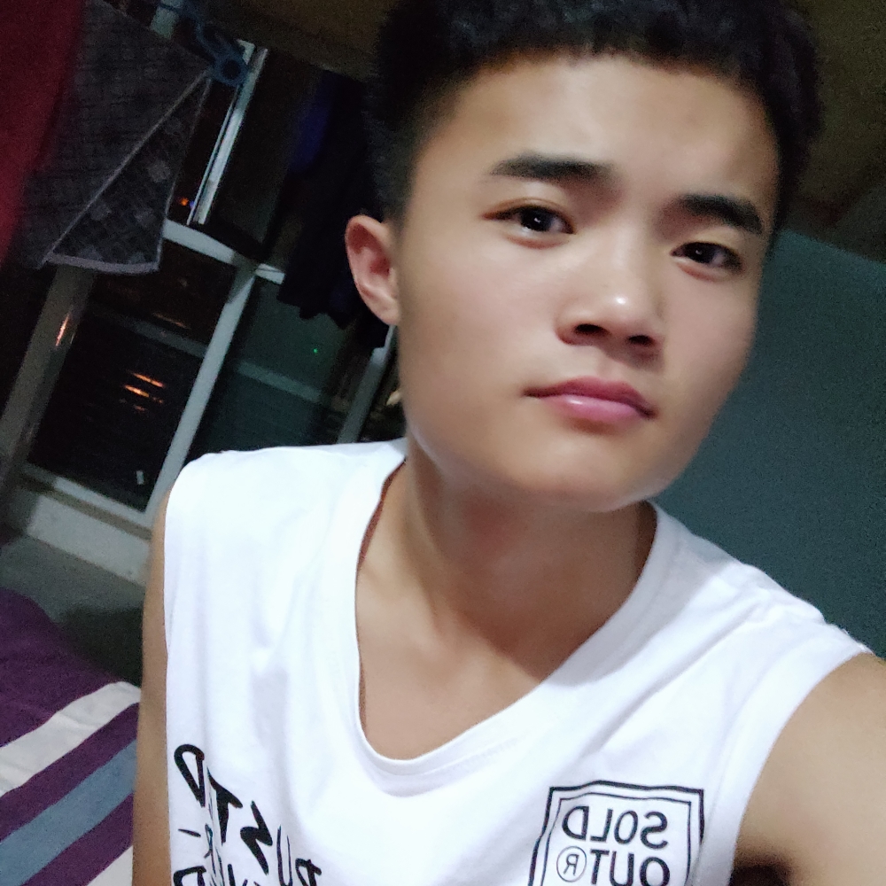 东岳y的照片