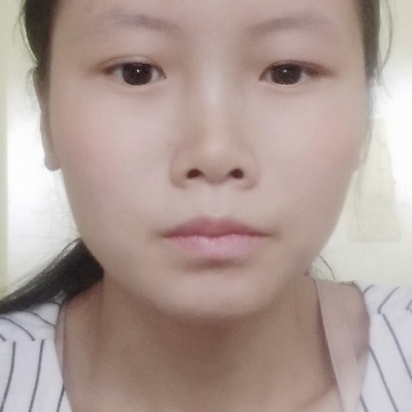 忐忑那初雨的照片