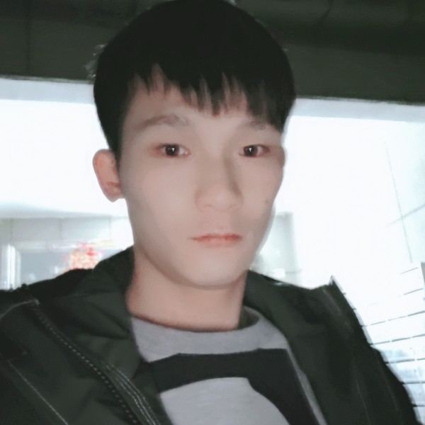 饼干那冷傲的照片