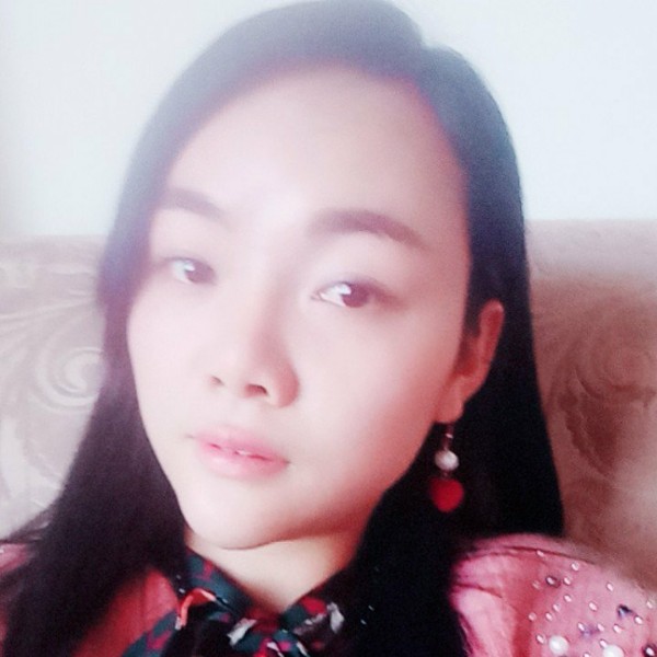 孔维菊的照片