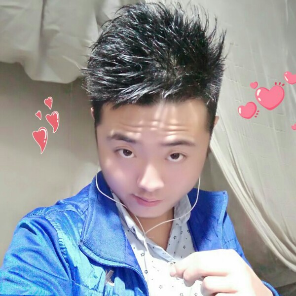 美满尊云的照片