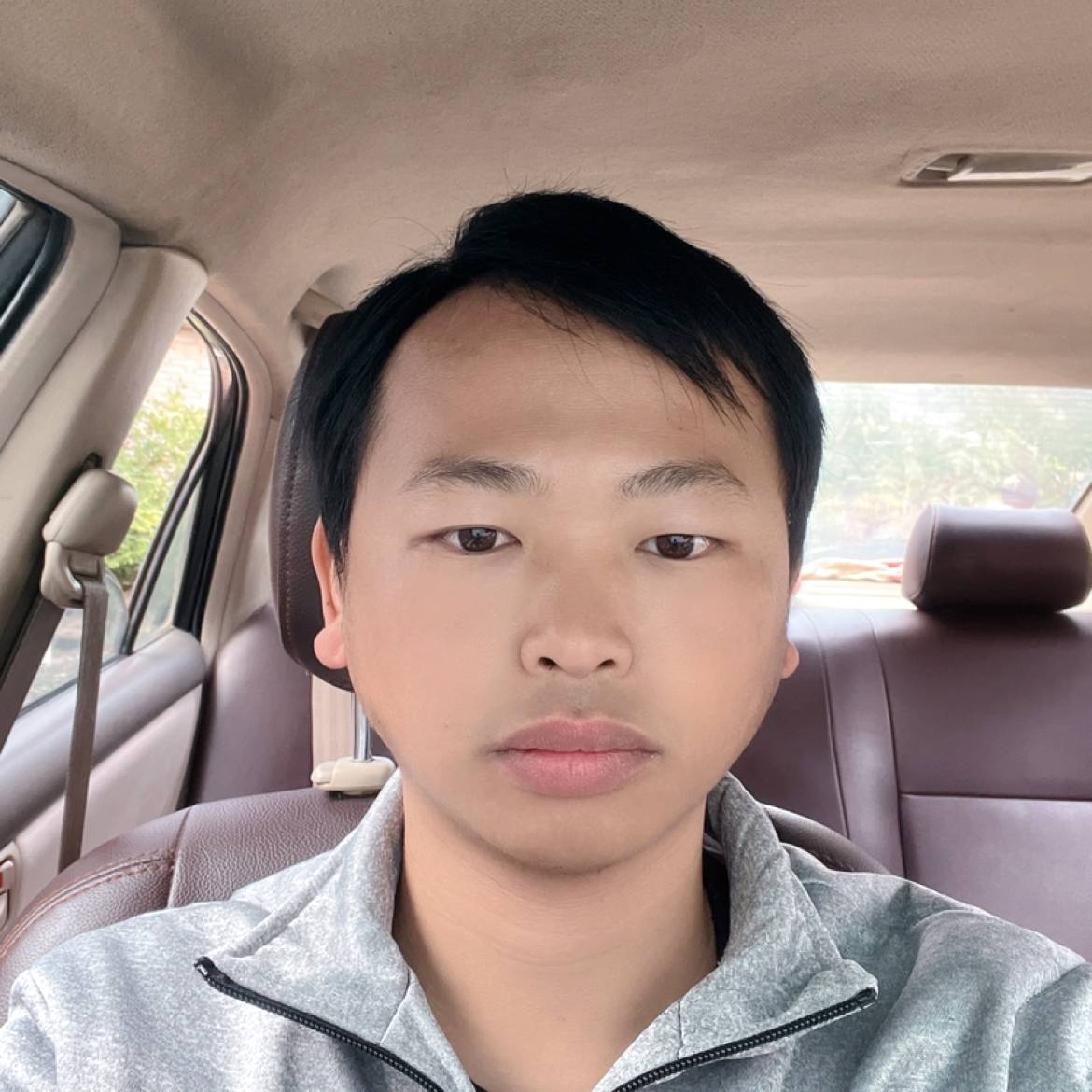 路人泪了暴躁的照片