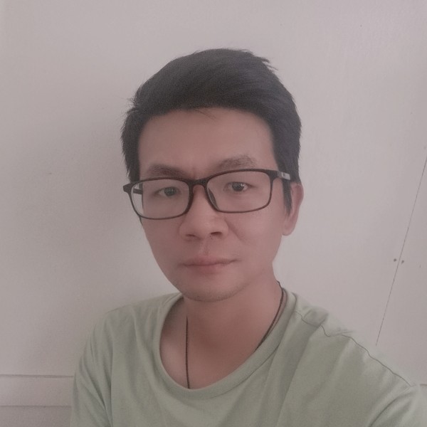 回眸一人的照片