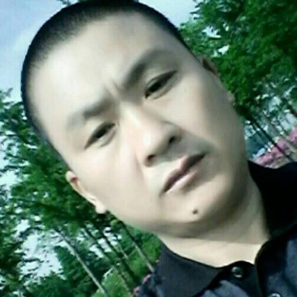 热狗那奋斗的照片