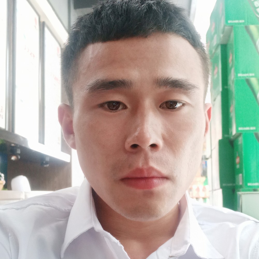 黑米开朗的照片