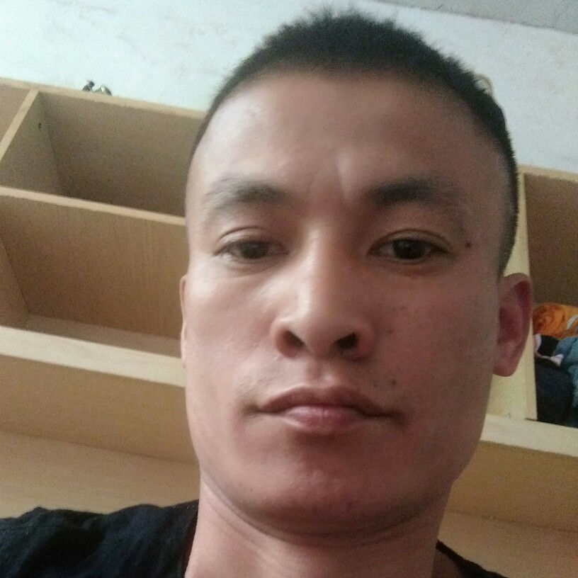 文不难的照片
