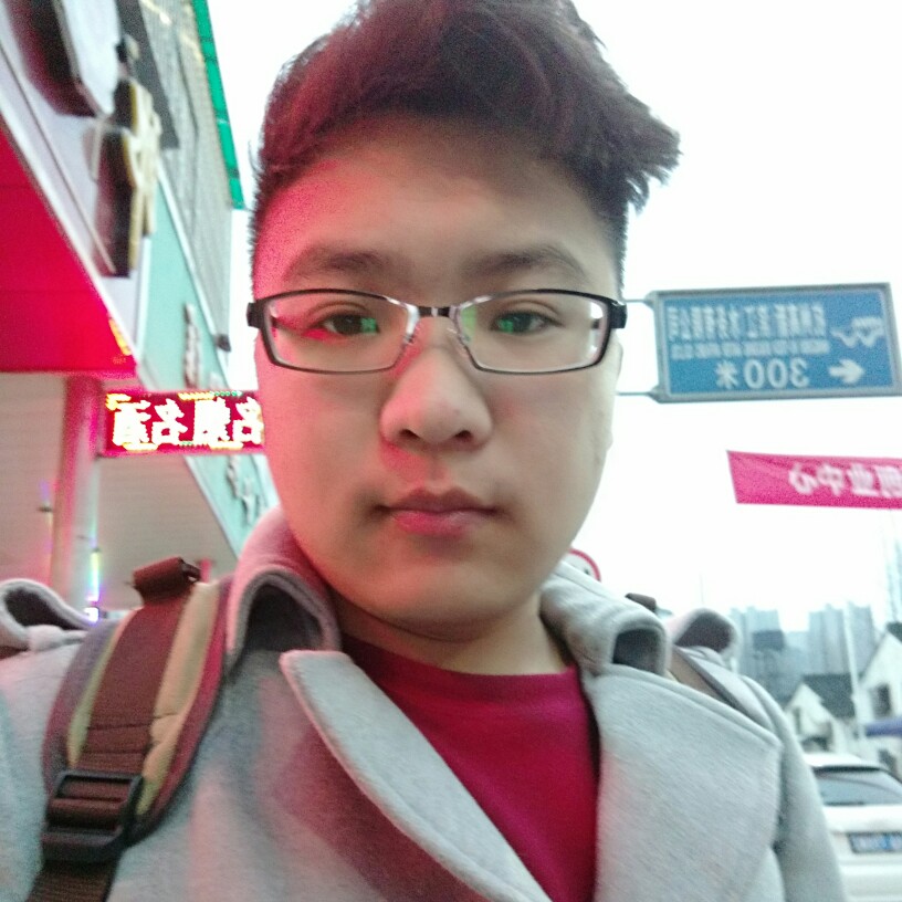 翩飞哑铃的照片