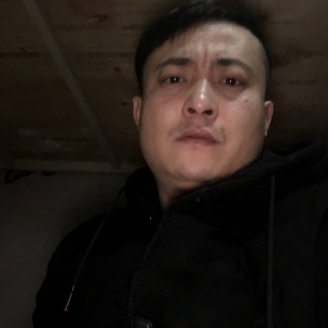 睫毛长长的舒克的照片