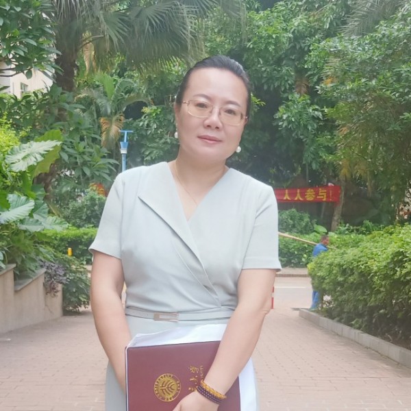 冰心玉壶Helen的照片