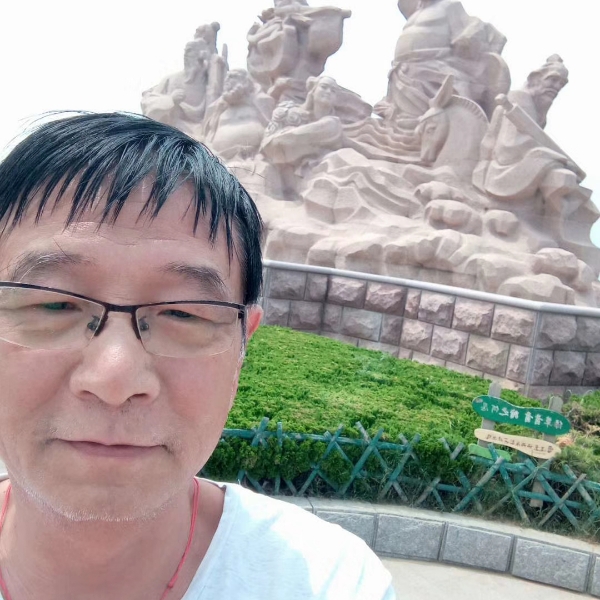 阳光和樱桃的照片