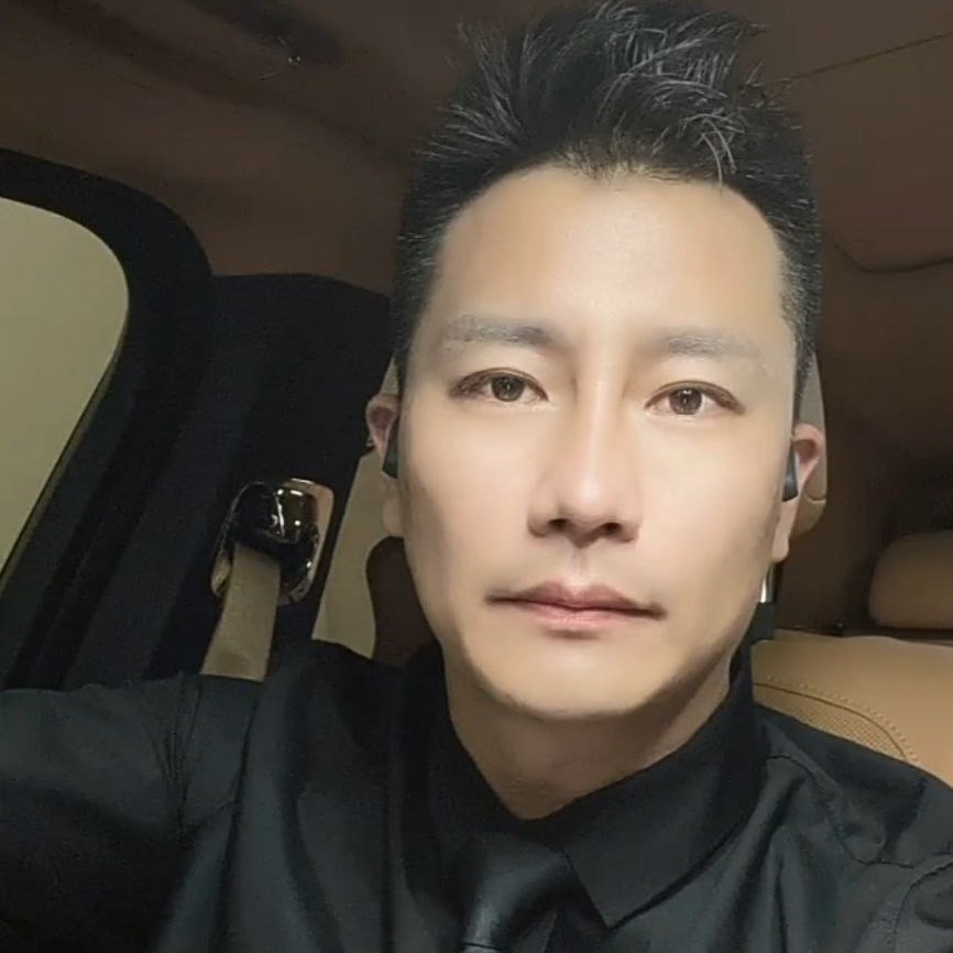 路人改变无聊的照片