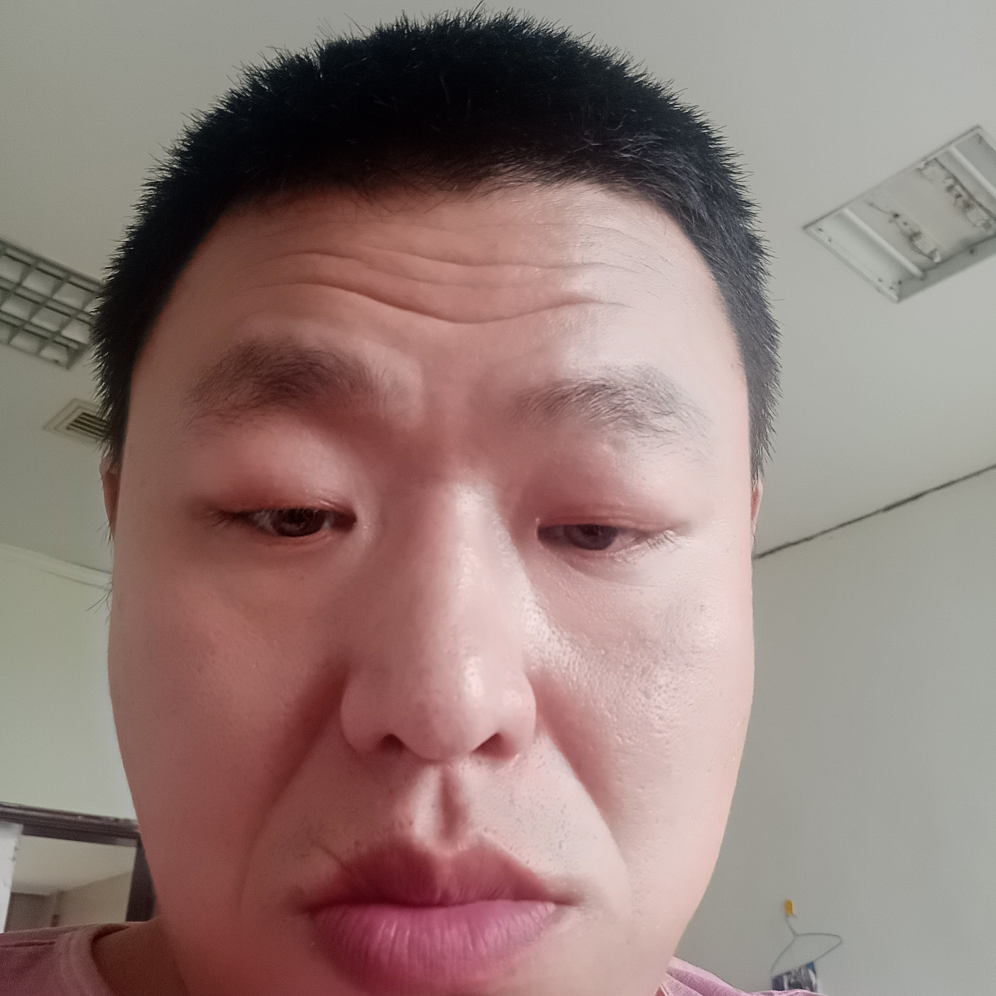 小英雄豪杰的照片