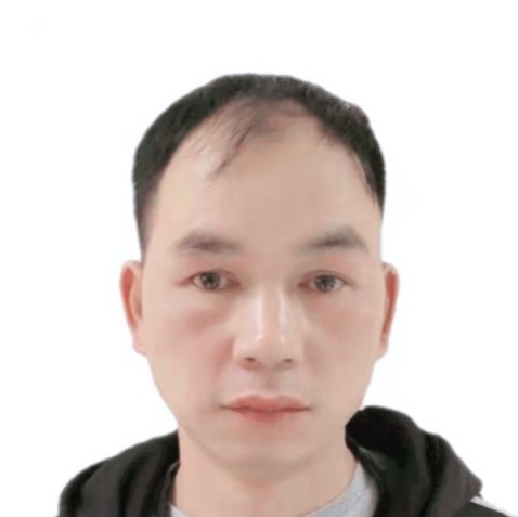 黄創的照片