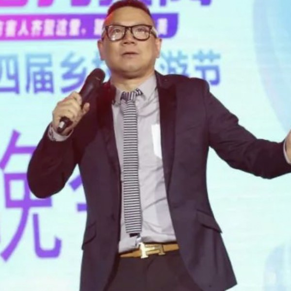 俭朴发卡的照片