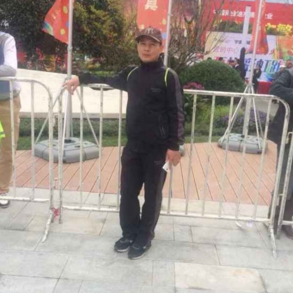 醉梦爱落寂的照片