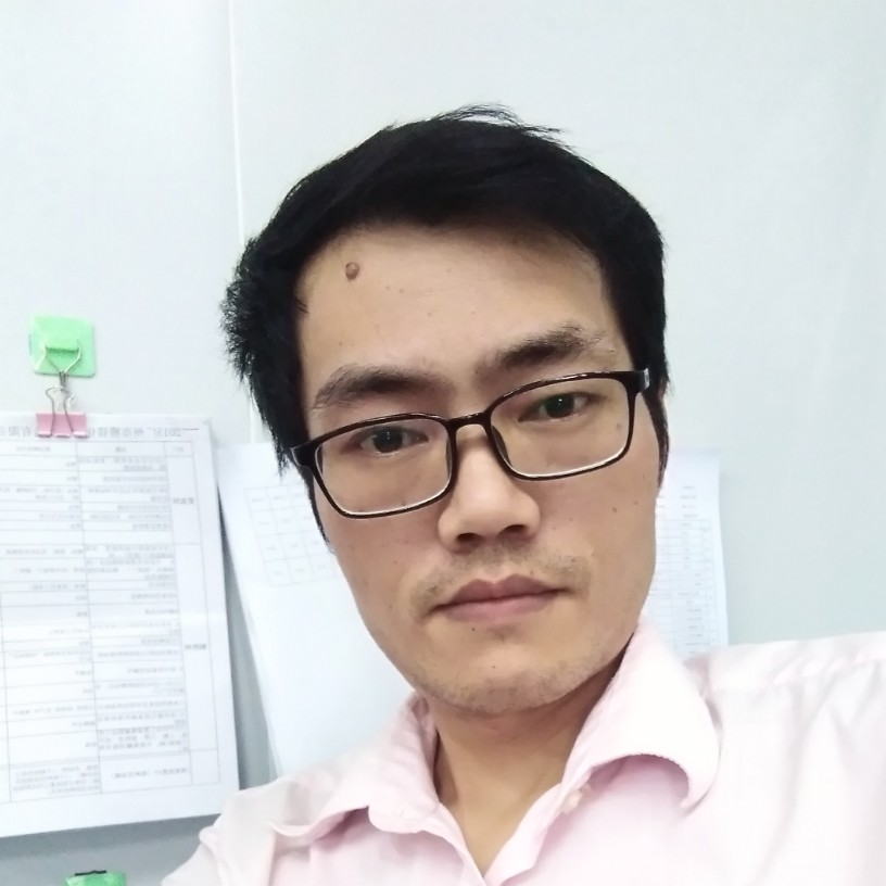 无奈的蒲公英的照片