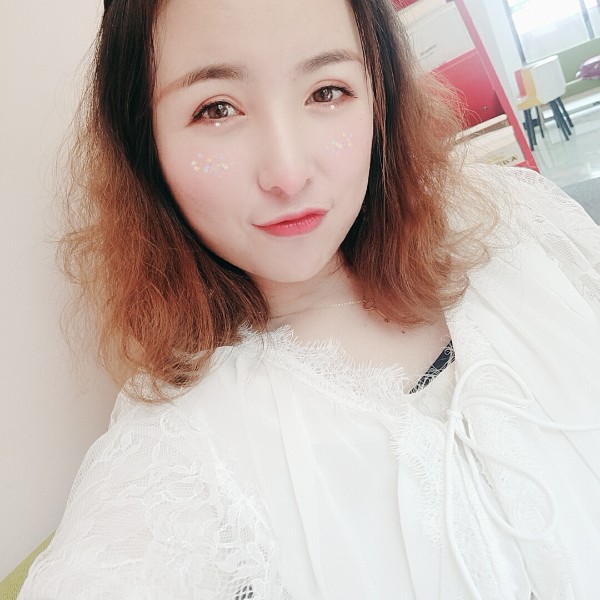 向阳盛开的照片