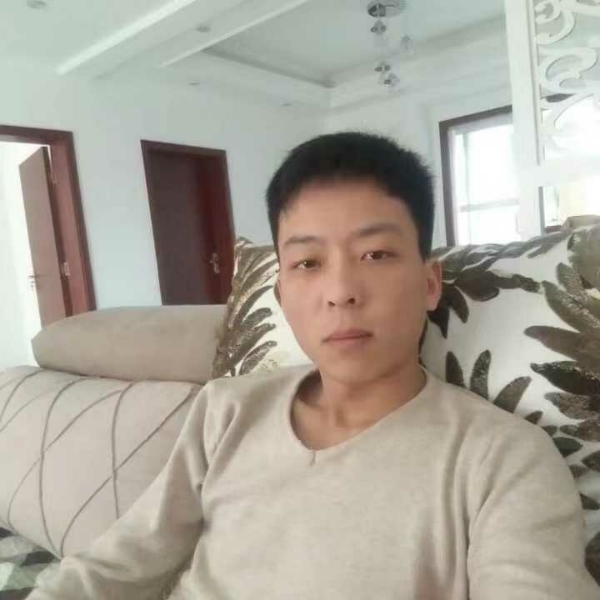 暖光挽手活力的照片