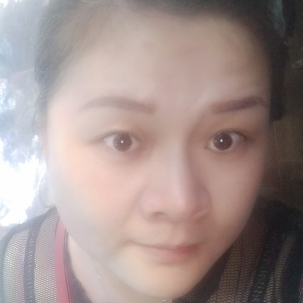 余生开心就好的照片