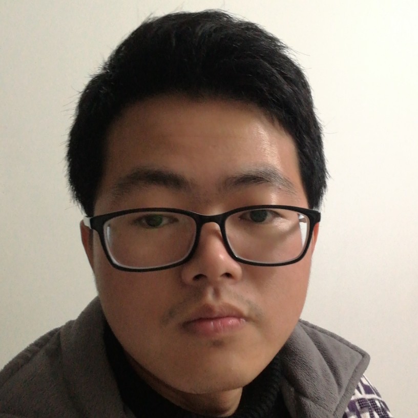 魁梧台灯的照片