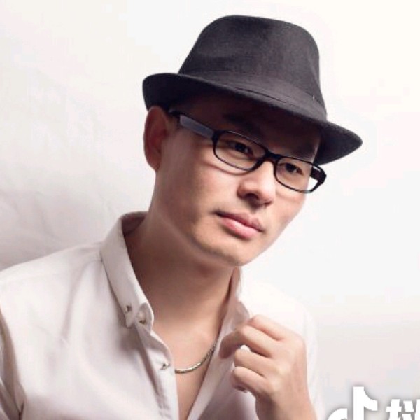 尼莫.张的照片