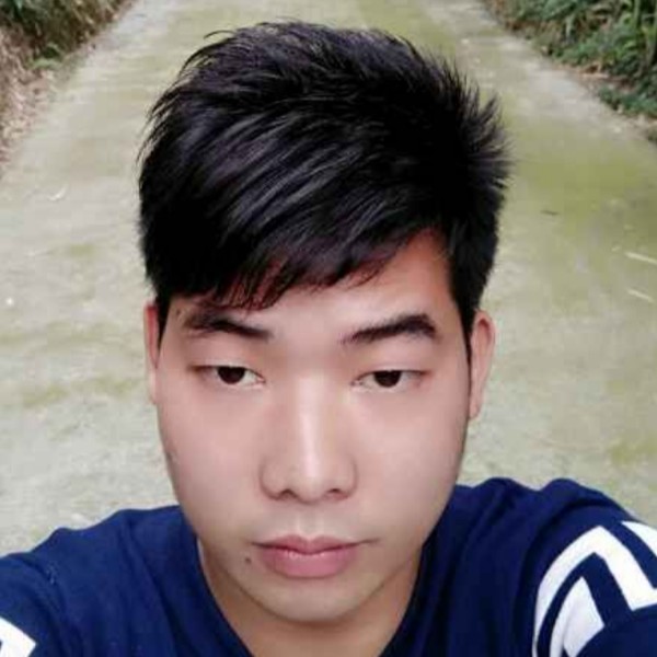 独 角戏的照片