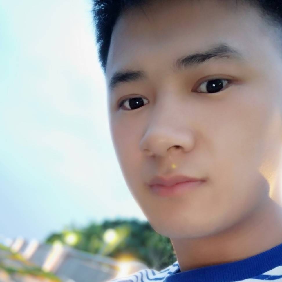 男孩与梦的照片