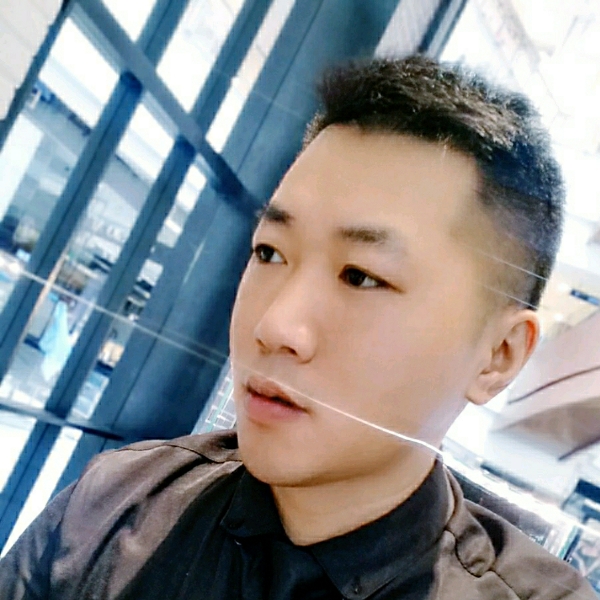 淘气大叔1的照片