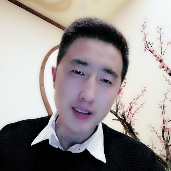 坐在坟头调戏的照片