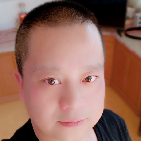 勤奋方小兔子的照片