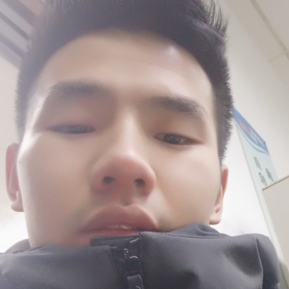 栋 梁的照片