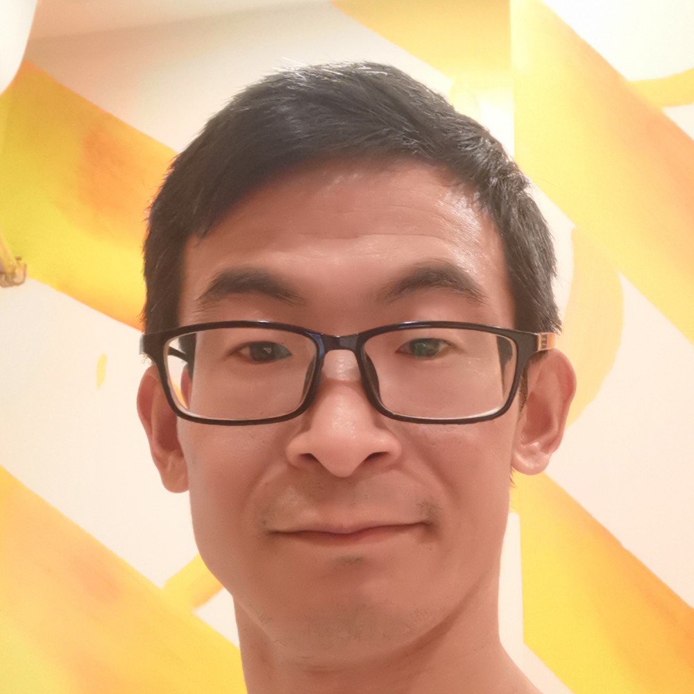 大象爱曾经的照片