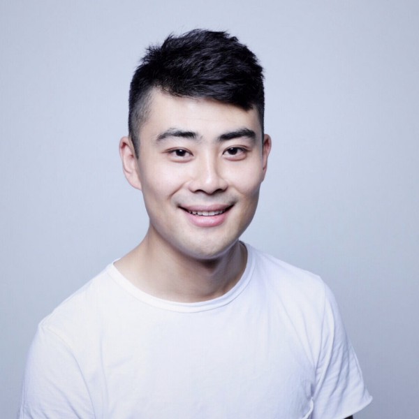 强健逐风的照片