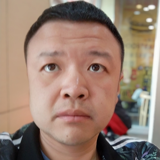 红尘方俊逸的照片