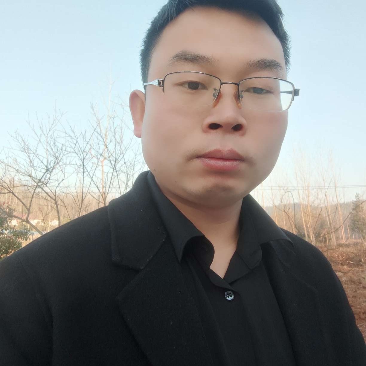 彼岸踢帅气的照片