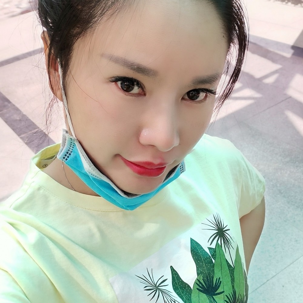 百合流年的的照片