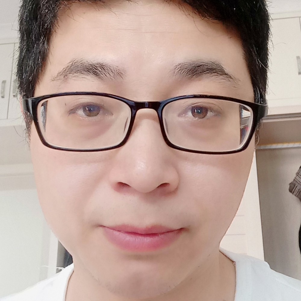 安静的飞的照片
