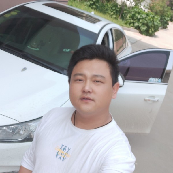 浅吻潇洒的照片