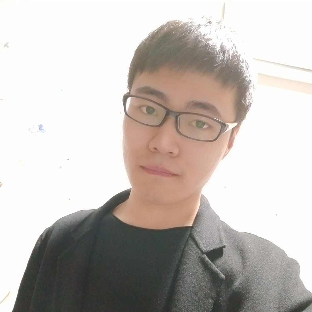 细心保卫巨人的照片