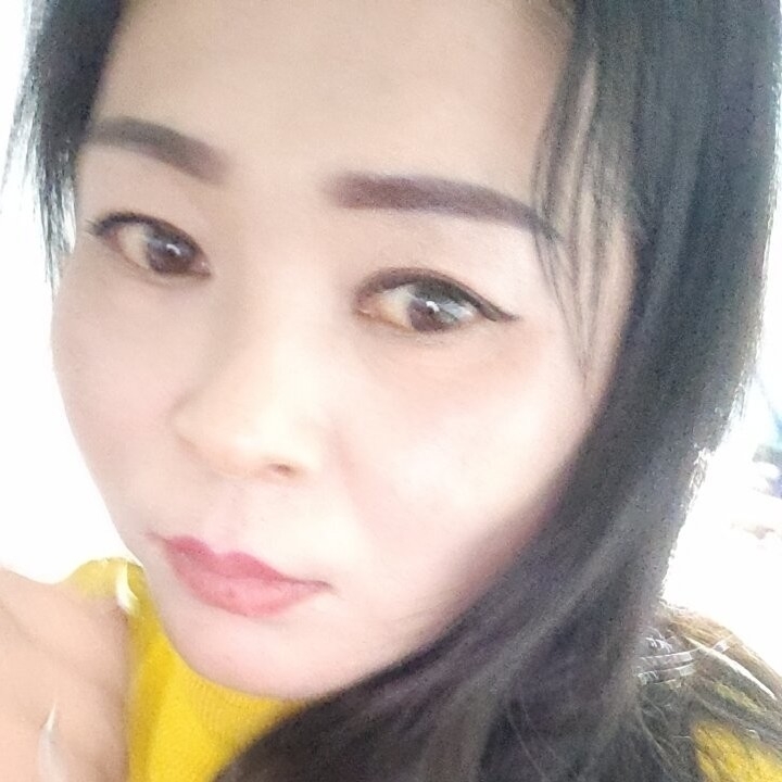 八宝粥蹙眉潇洒的照片