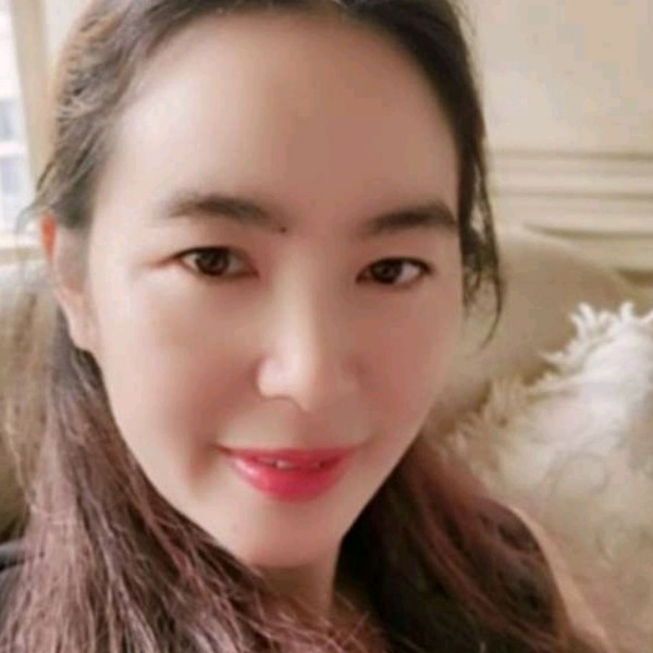 沉默倾心琉璃的照片