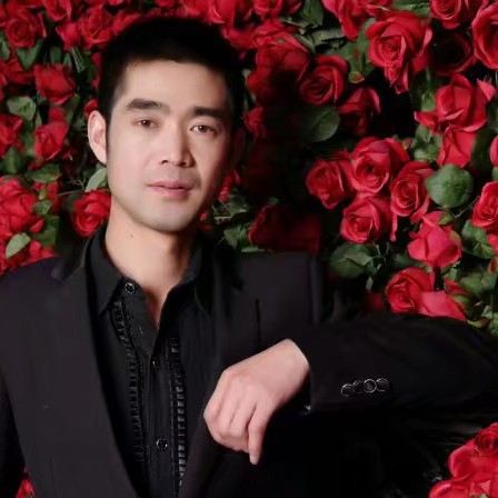 铃铛笑酷酷的照片