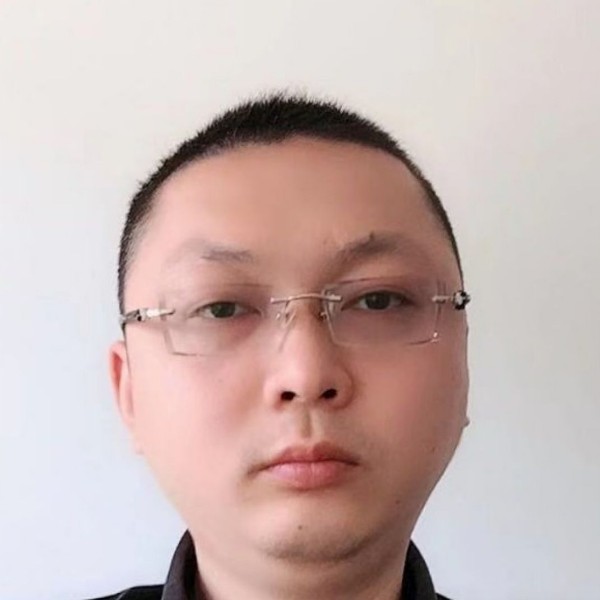 温柔和青花的照片